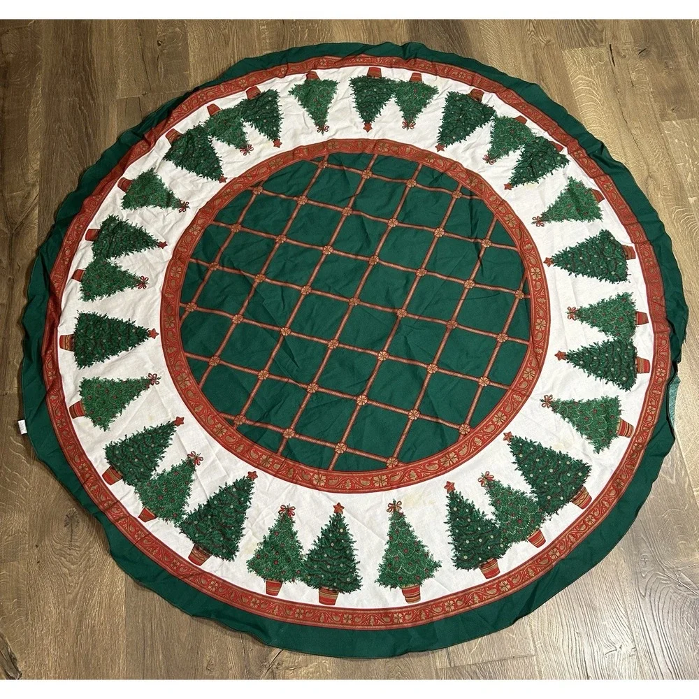 Vintage Christmas Tree Round Tablecloth Cotton Blend 58
